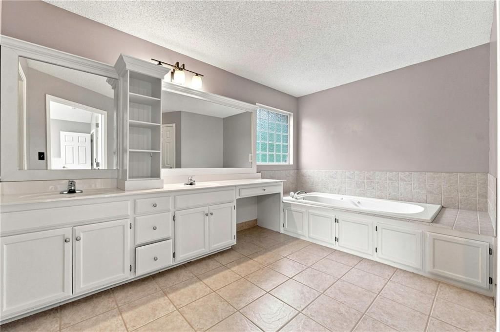 611 Timber Crest Court — photo 18