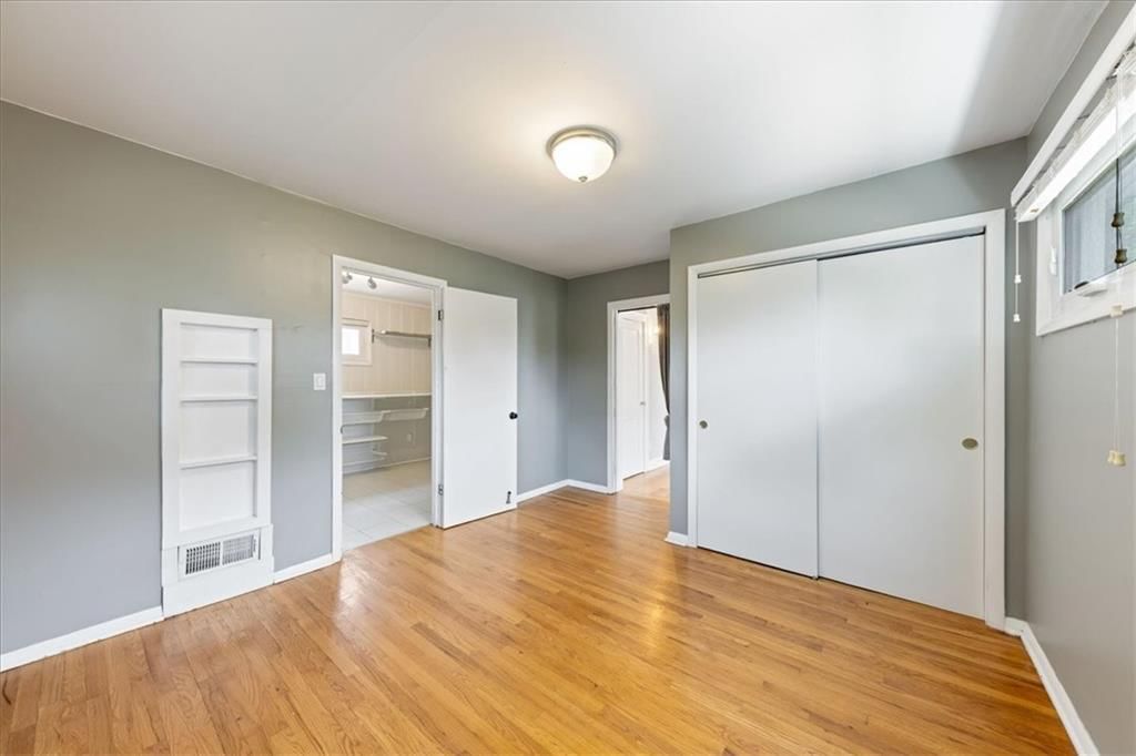 6152 Locust Street — photo 17