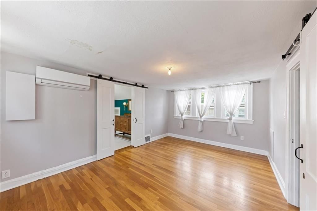 6152 Locust Street — photo 22
