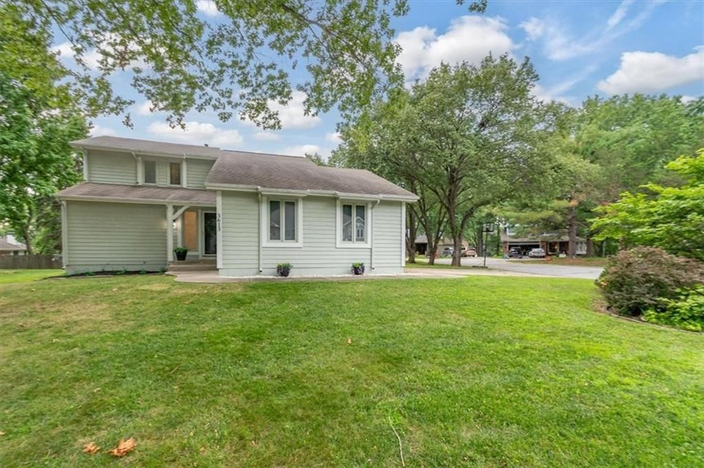 3613 SW 11th Street, Blue Springs, MO