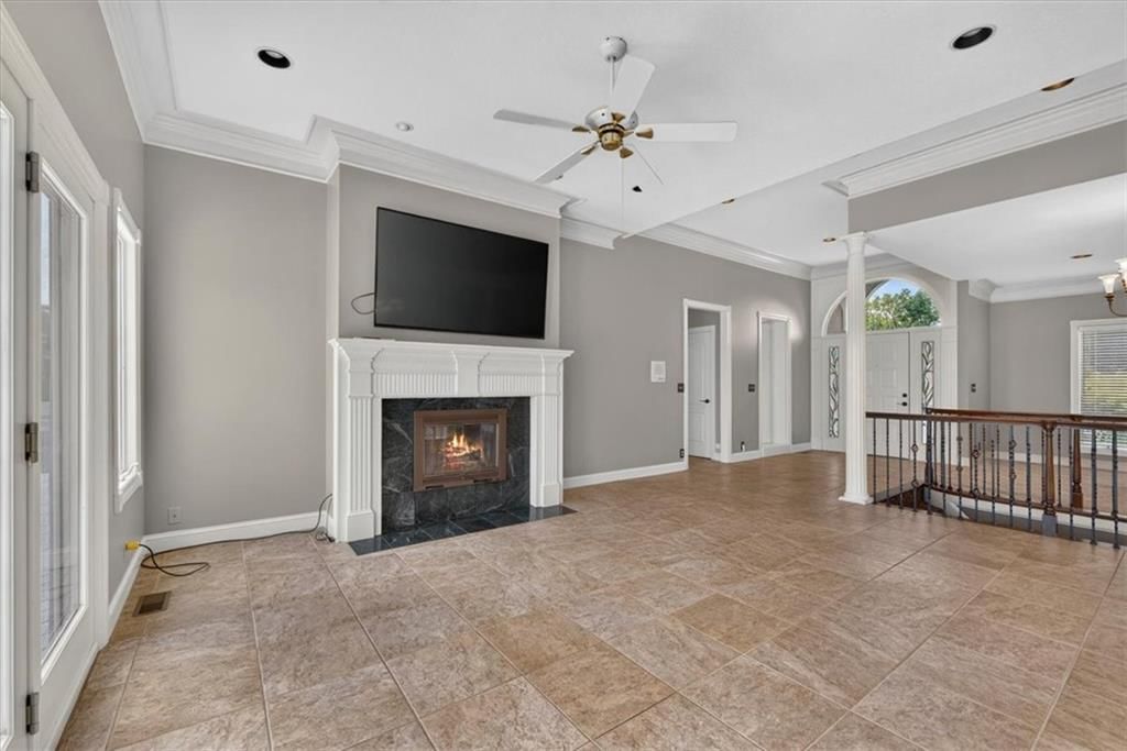 1328 E Walnut Street — photo 18