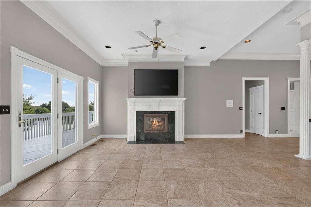 1328 E Walnut Street — photo 20