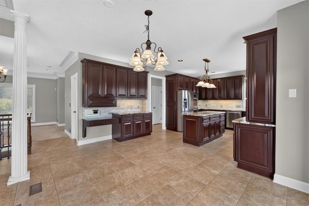 1328 E Walnut Street — photo 22