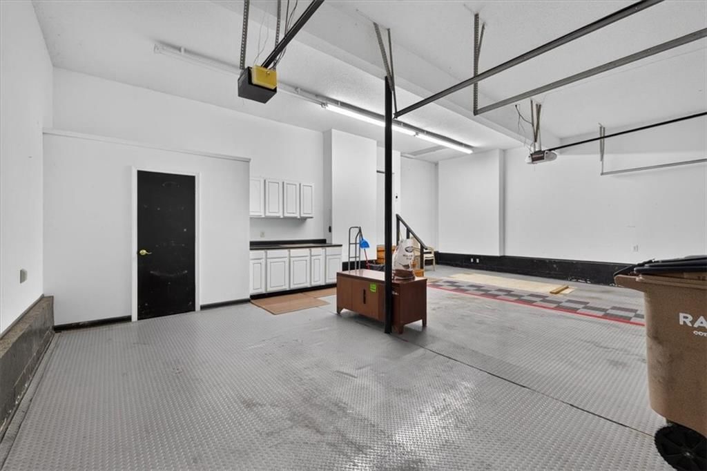 1328 E Walnut Street — photo 33