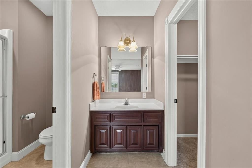 1328 E Walnut Street — photo 53