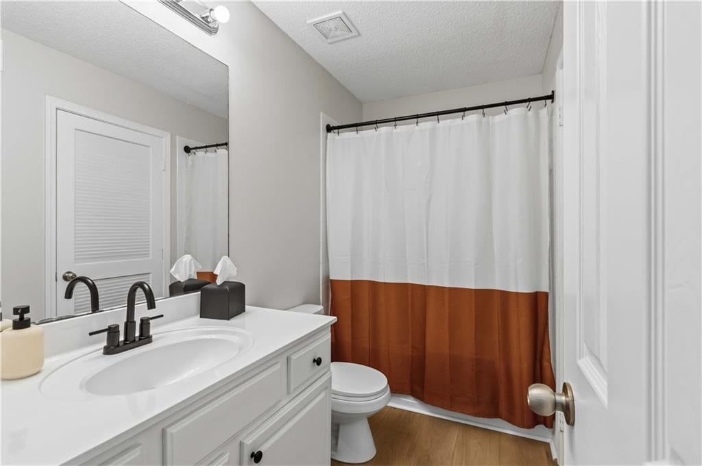 13744 Grove Avenue — photo 18