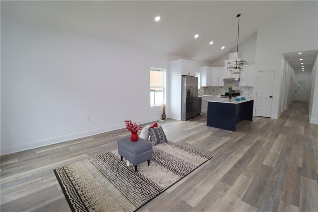 1045 Ann Avenue — photo 8