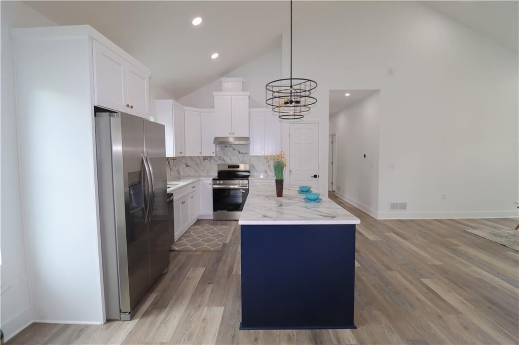 1045 Ann Avenue — photo 13