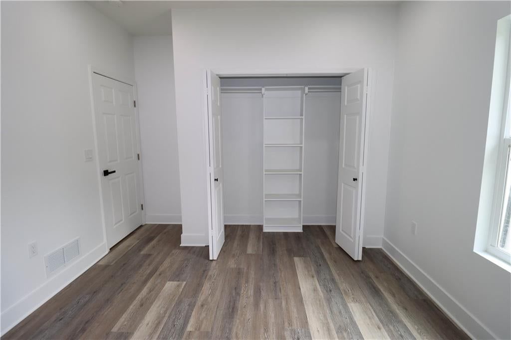 1045 Ann Avenue — photo 26