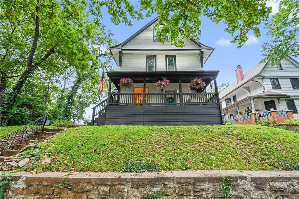 3630 Bell Street — photo 1