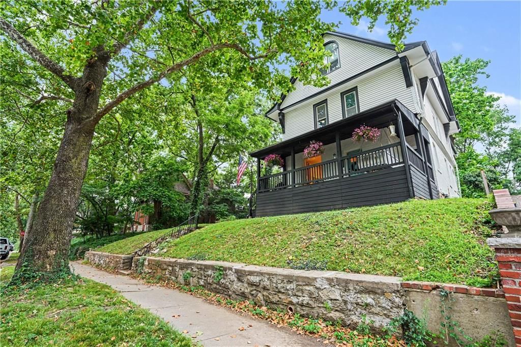 3630 Bell Street — photo 2