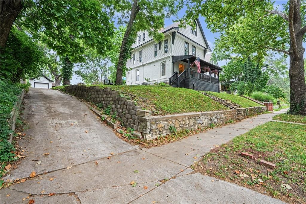 3630 Bell Street — photo 3