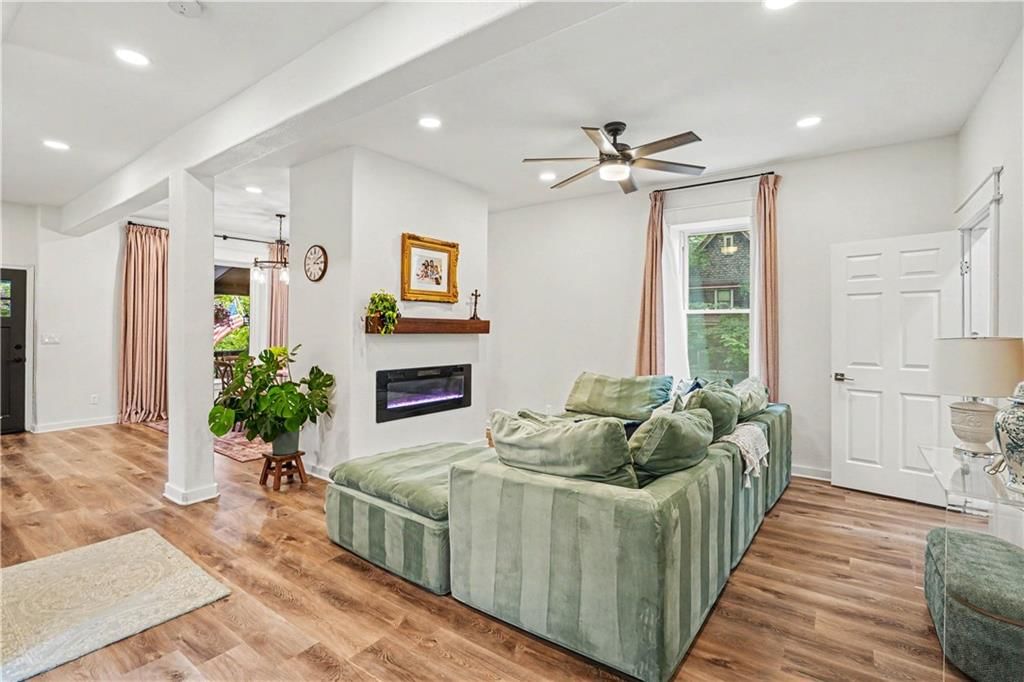 3630 Bell Street — photo 7