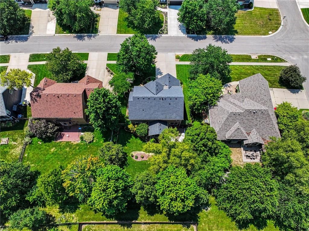 712 Cottonwood Drive — photo 37