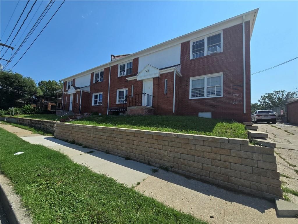 535 Bellefontaine Avenue — photo 1