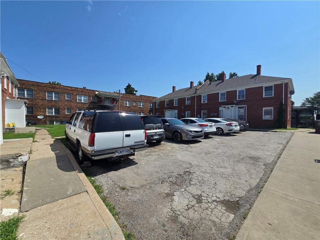 535 Bellefontaine Avenue — photo 2