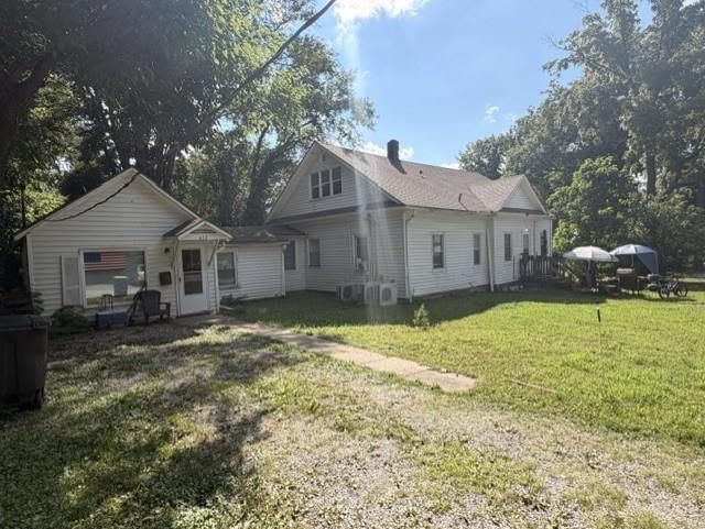 606 C & 608 St & 301a &301b Hersch Street — photo 4