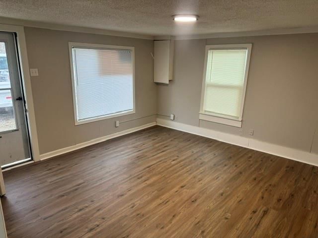 606 C & 608 St & 301a &301b Hersch Street — photo 14