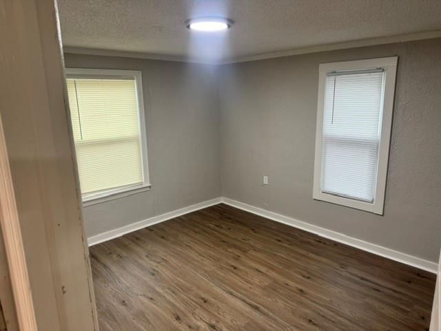 606 C & 608 St & 301a &301b Hersch Street — photo 15