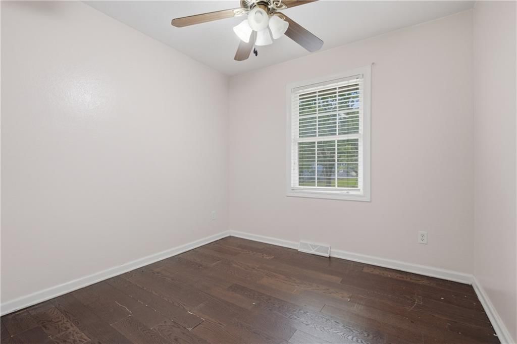 2812 SW 3rd St. Terrace — photo 15