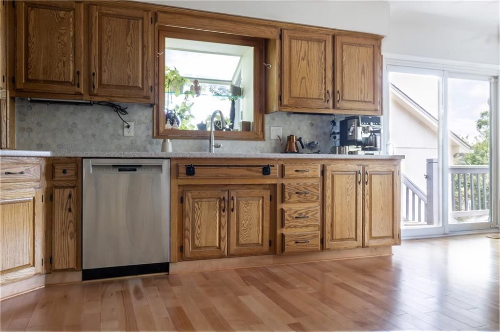 213 NW ASPEN Street — photo 14