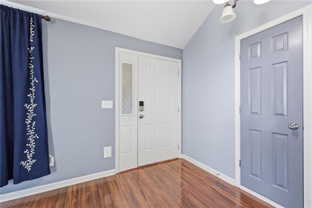 10304 NW 85th Court — photo 5