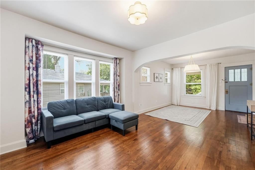 111 S Huttig Avenue — photo 9