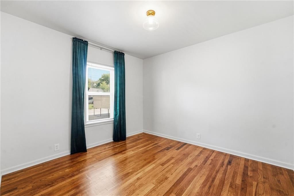 111 S Huttig Avenue — photo 18