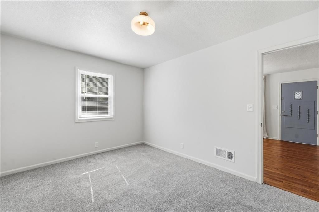 111 S Huttig Avenue — photo 26