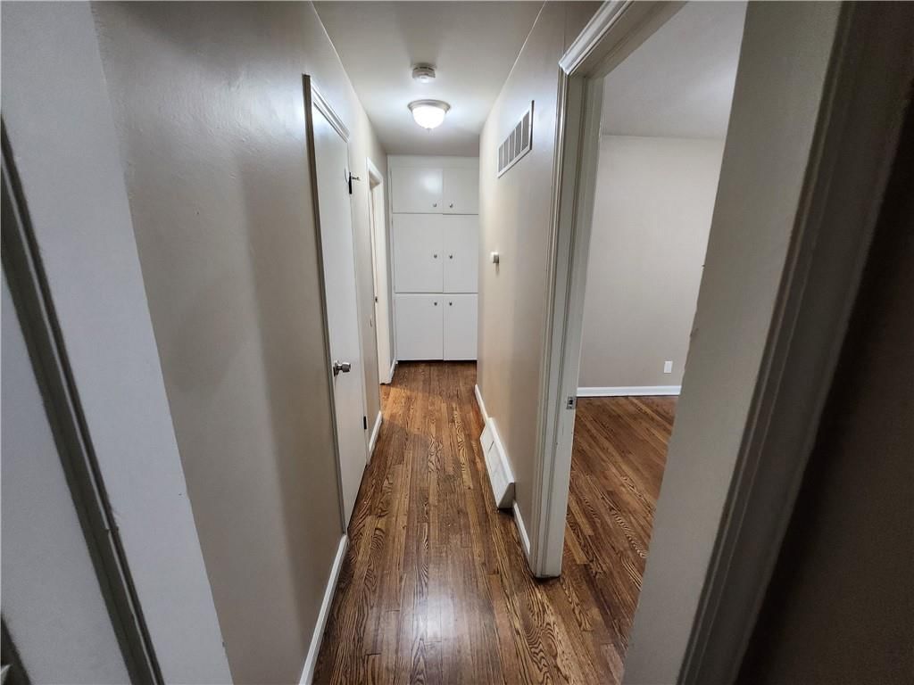 Photo 8 of 31 - 6601 E 96TH Street, Kansas City, MO 64134
