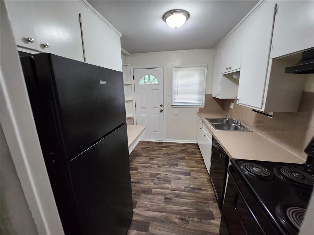 Photo 10 of 31 - 6601 E 96TH Street, Kansas City, MO 64134