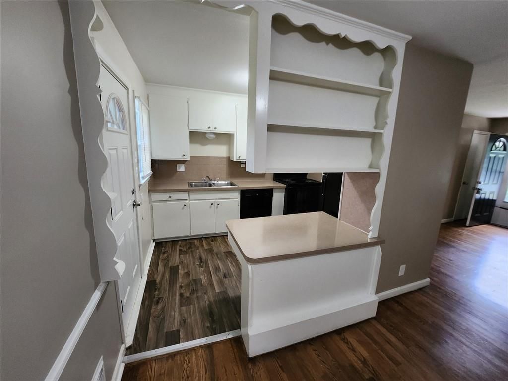 Photo 12 of 31 - 6601 E 96TH Street, Kansas City, MO 64134