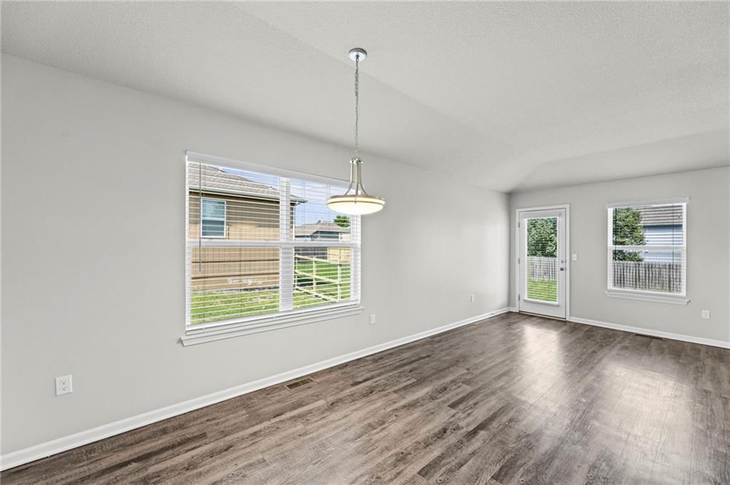 749 S Cypress Street — photo 8