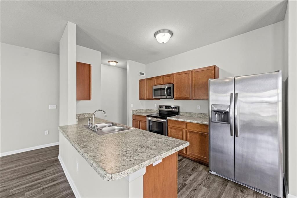 749 S Cypress Street — photo 10