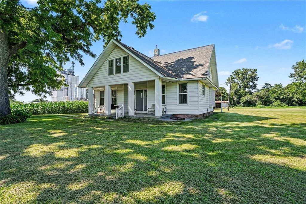 317 Lincoln Street — photo 9