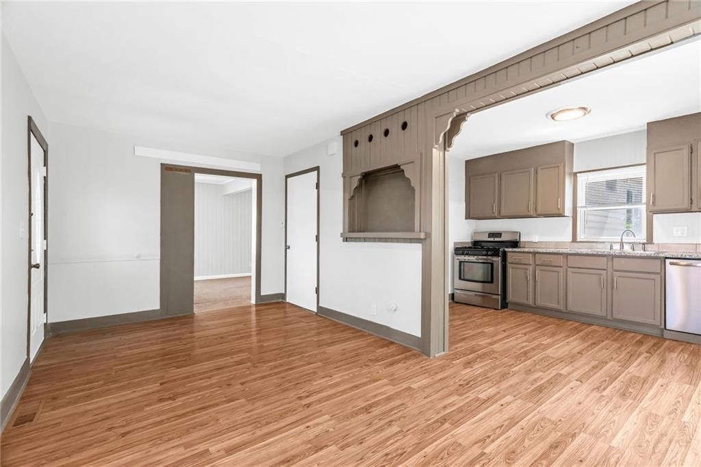 8205 Rose Street — photo 5