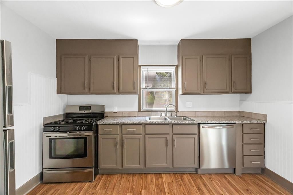 8205 Rose Street — photo 8