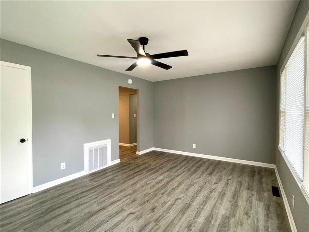 5910 Kentucky Avenue — photo 5