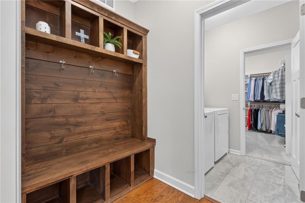 2310 NW Rymeg Drive — photo 28