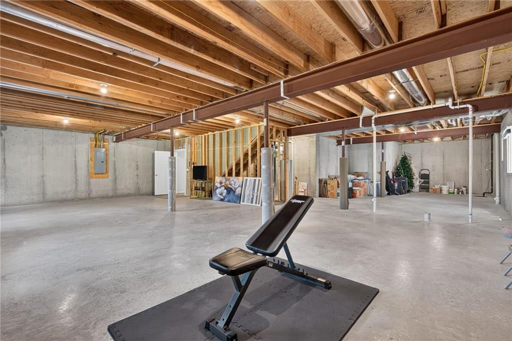 2310 NW Rymeg Drive — photo 31