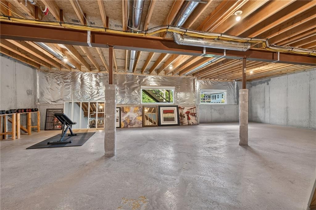 2310 NW Rymeg Drive — photo 33