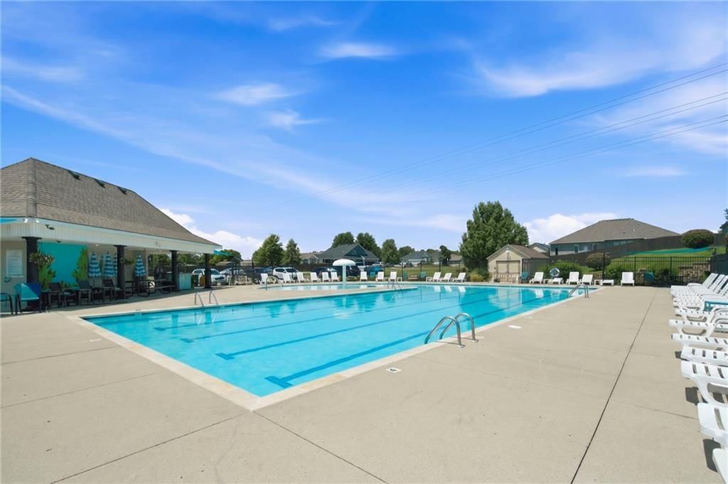2310 NW Rymeg Drive — photo 45