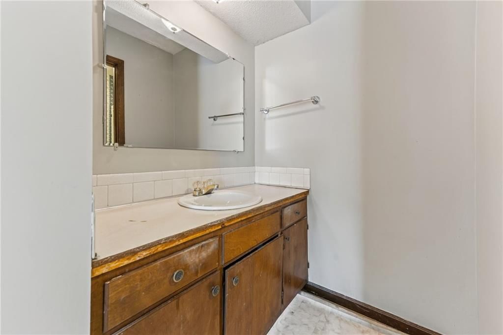 511 Northeast 1st Street — photo 30