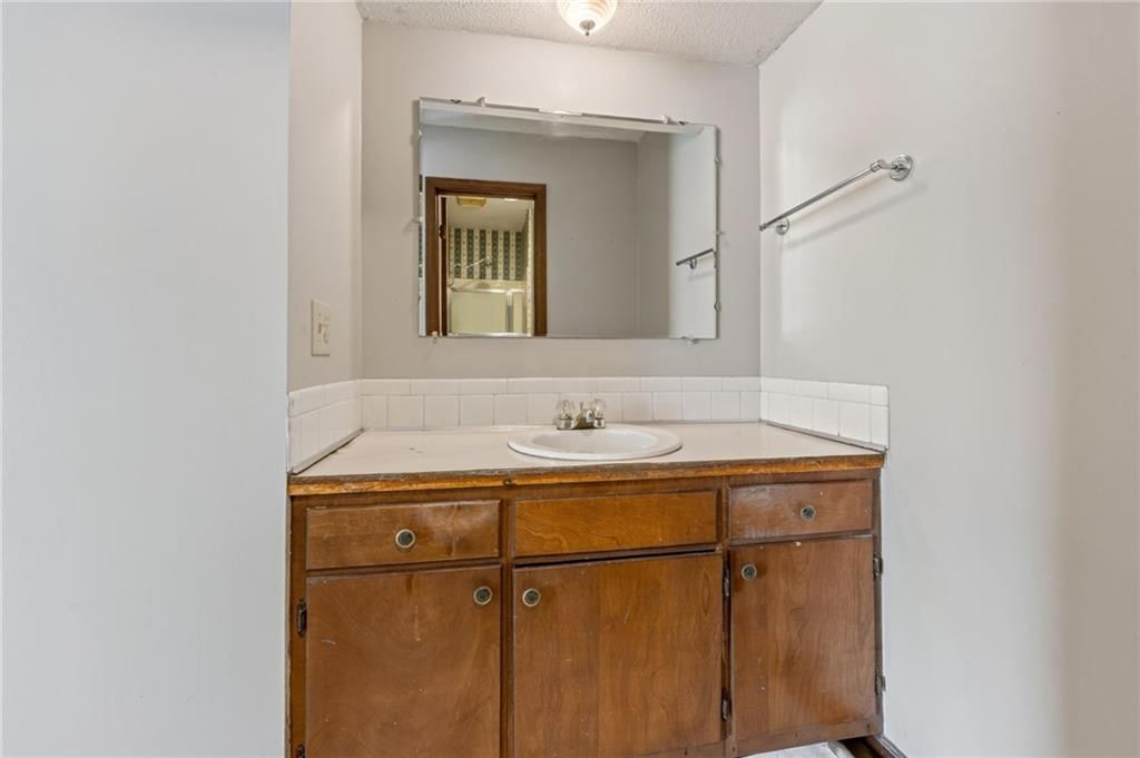 511 Northeast 1st Street — photo 31