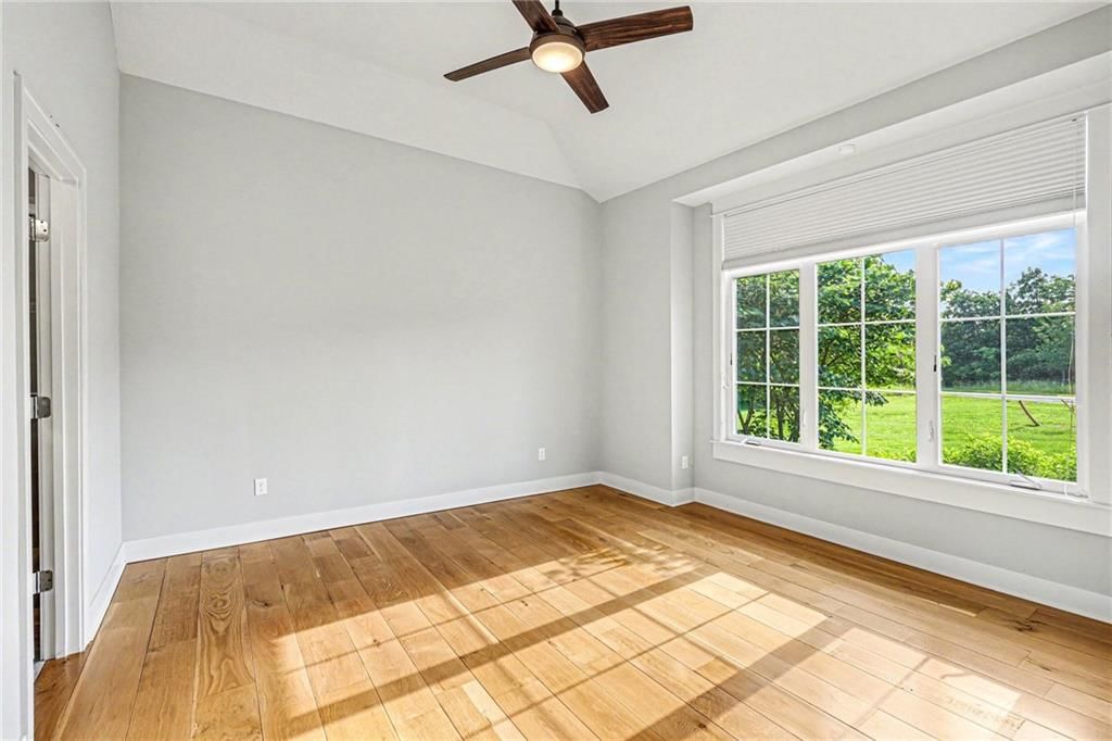 5200 N 130th Street — photo 21