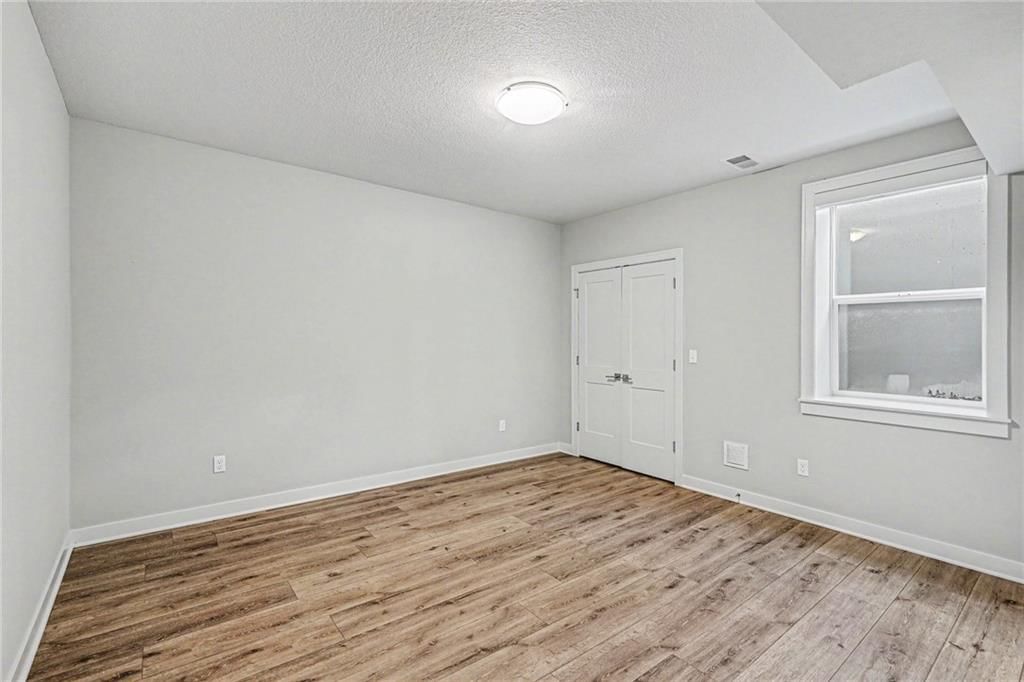 5200 N 130th Street — photo 28
