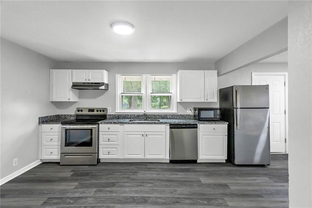 404 NE Grand Avenue — photo 7