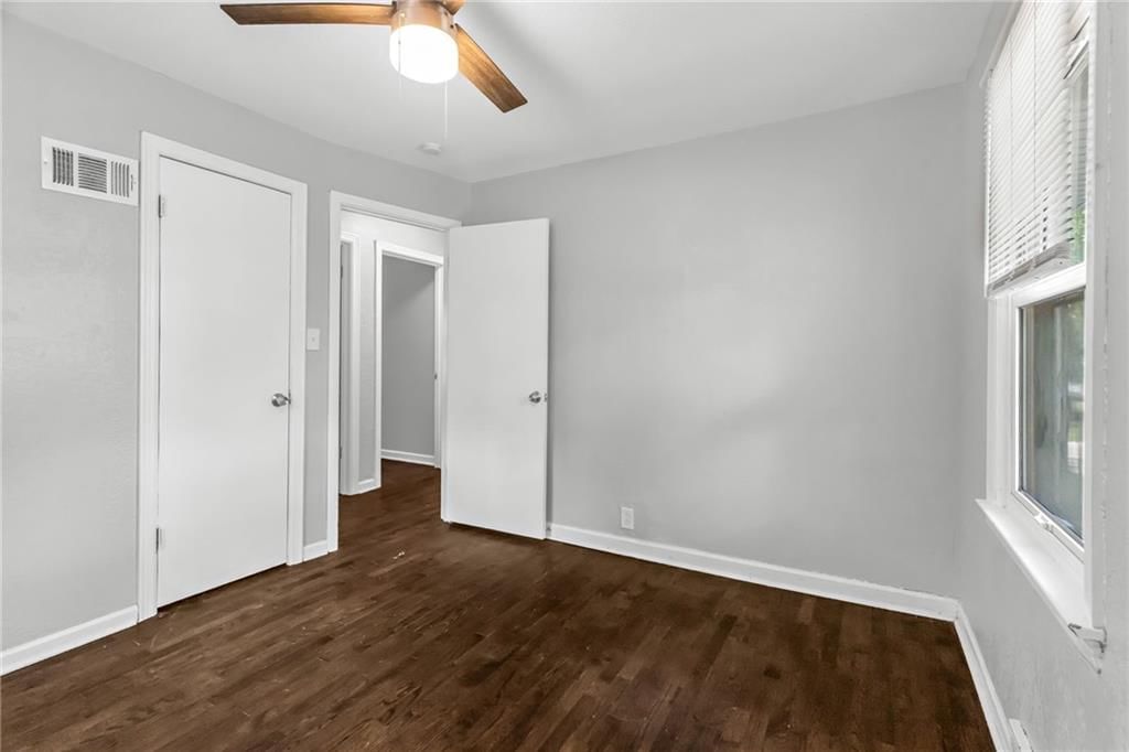404 NE Grand Avenue — photo 19