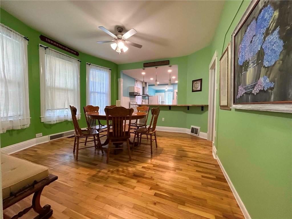 2922 Sacramento Street — photo 5