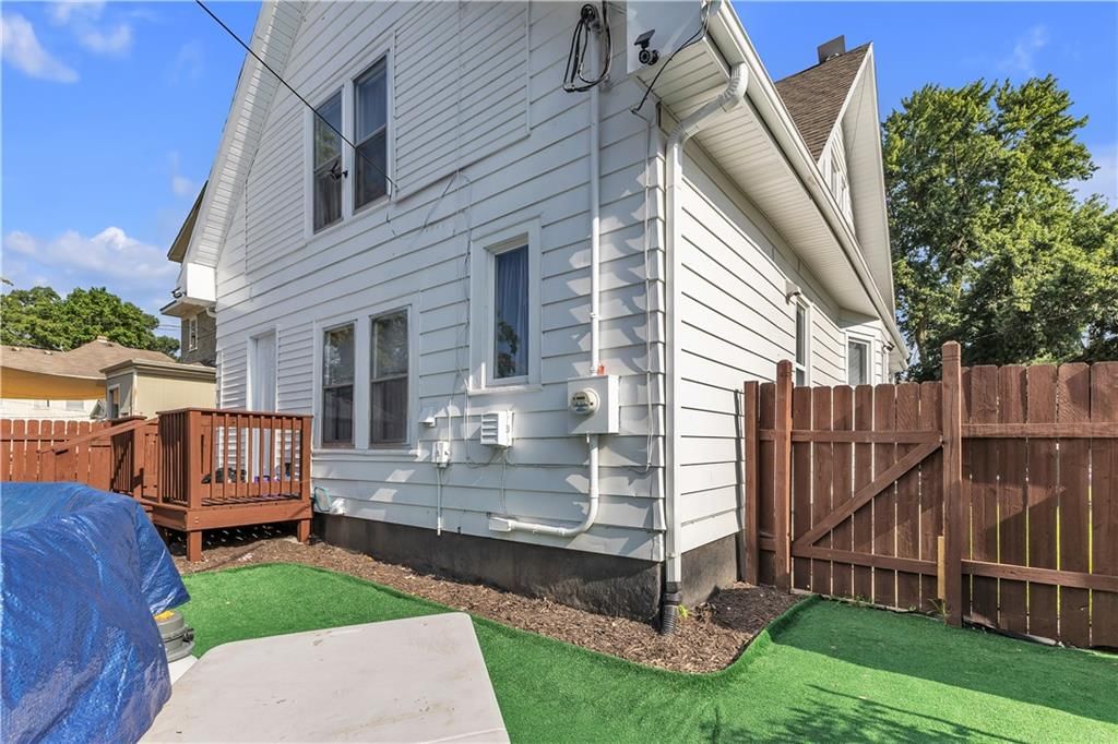2922 Sacramento Street — photo 44